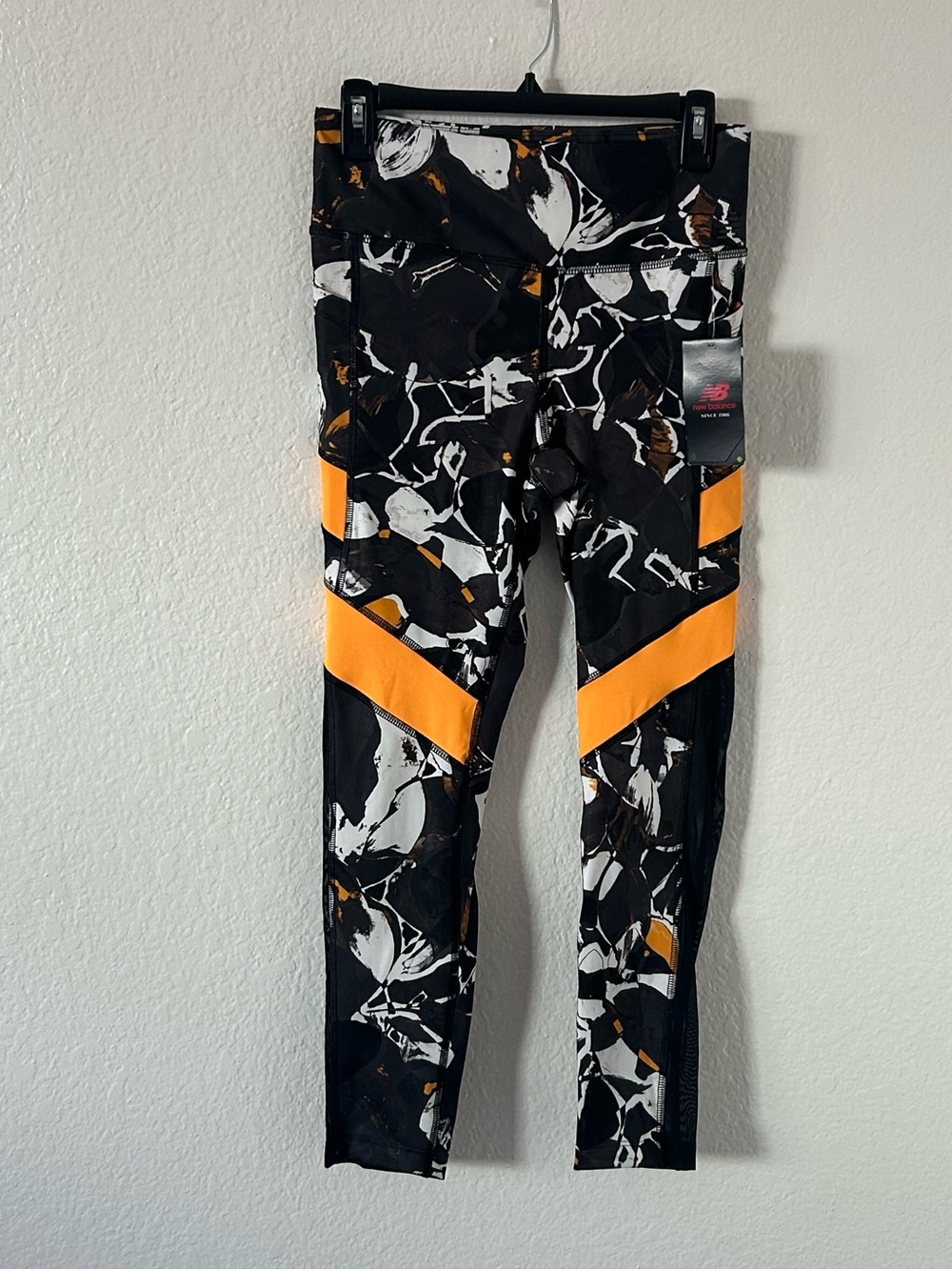 New Balance x Isaac Mizrahi Live Print Mesh Panel Leggings Size Medium NWT